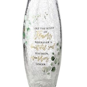 NWT Beautiful Memorial Vase